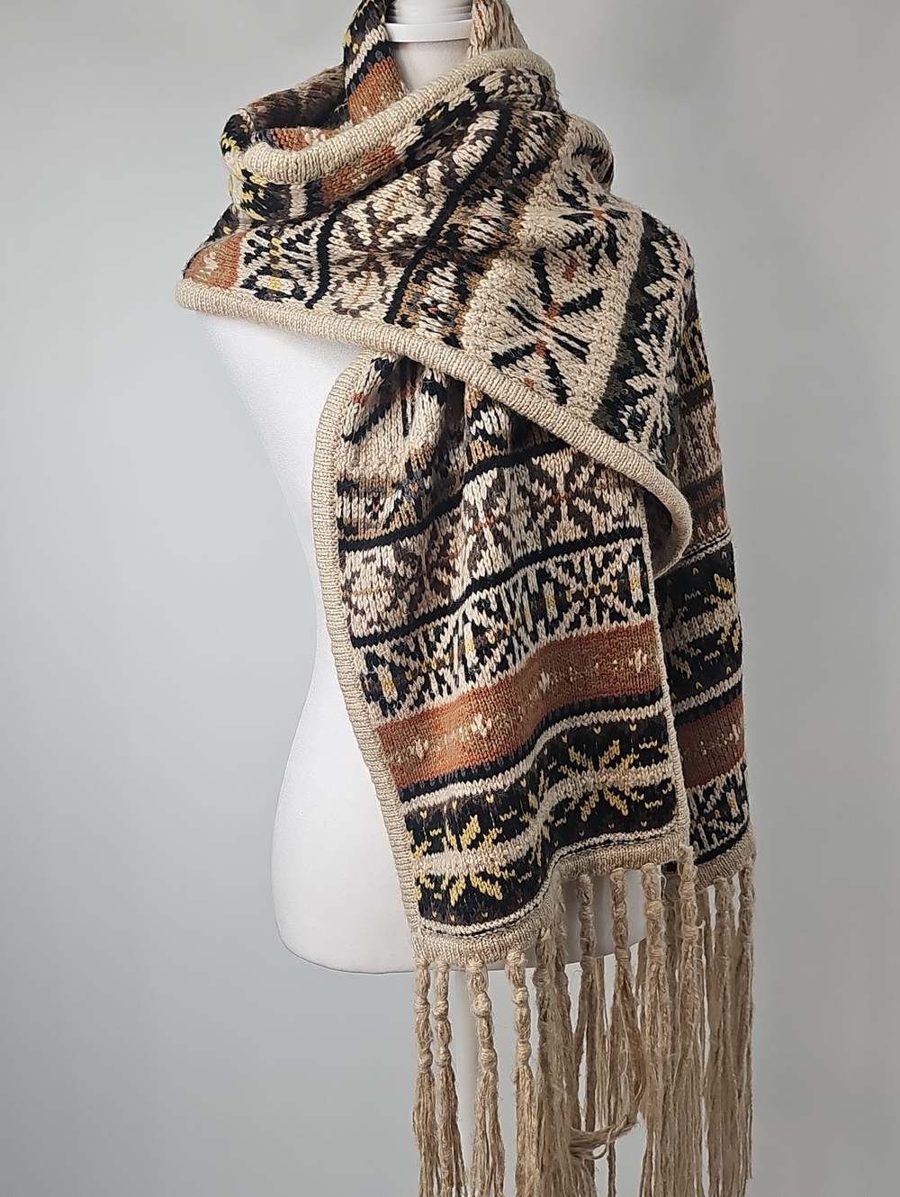 H&M Tan Nordic Fringed Long Knit Blanket Scarf Wrap Cozy Warm Winter